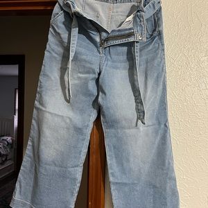 Boyfriend capris